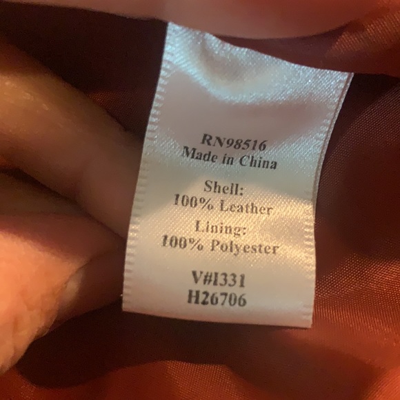 Gorgeous burnt orange 2 button swing cropped suede jacket - Picture 11 of 12